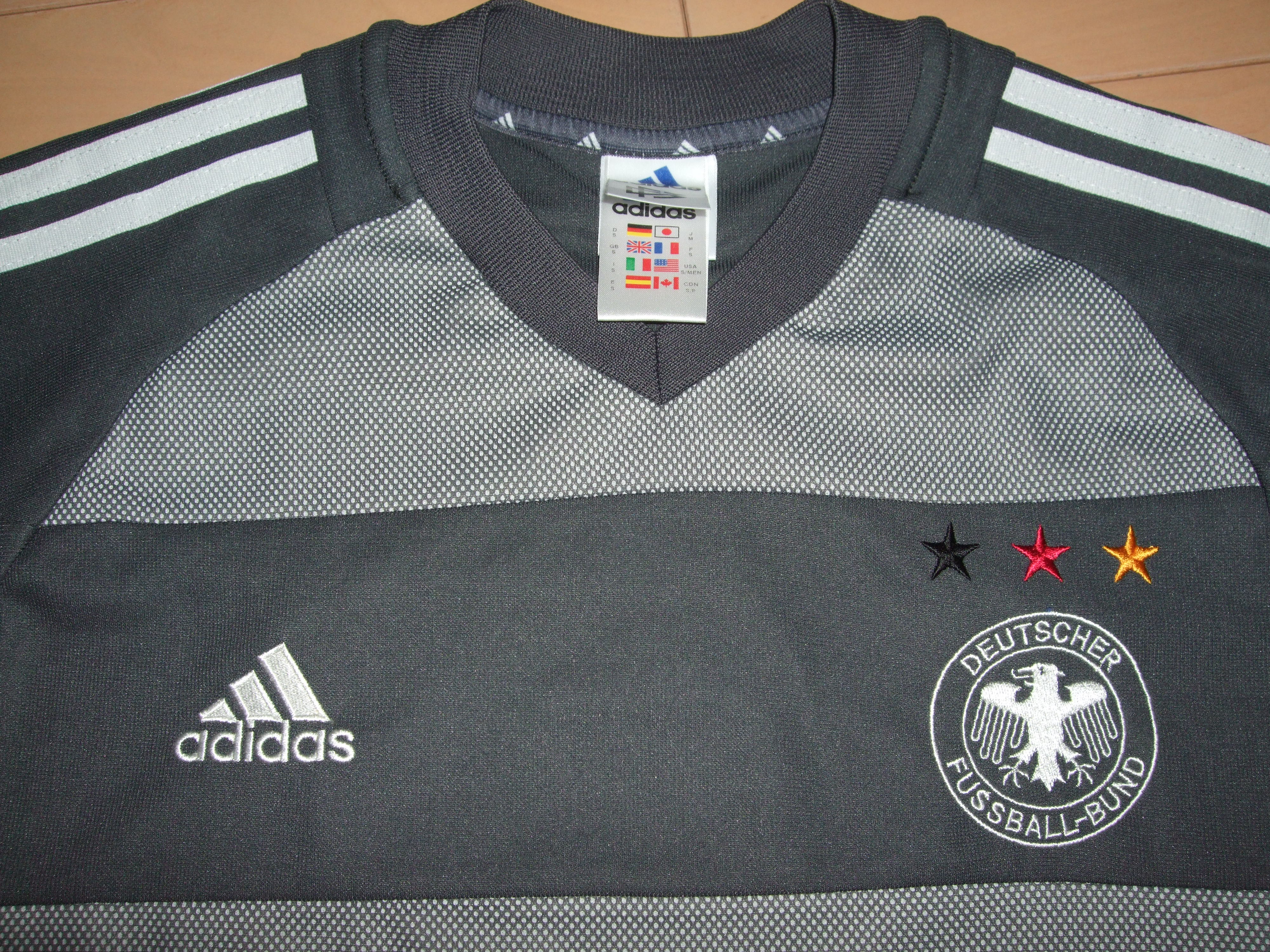 Sports Goods Mania / 【中古 美品】ドイツ代表 2002-2004 アウェー用